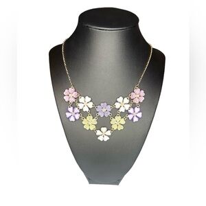 Floral necklace